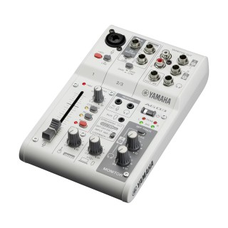 Console de streaming Yamaha YAM-AG03MK2-W | 3 canaux | Blanche Yamaha